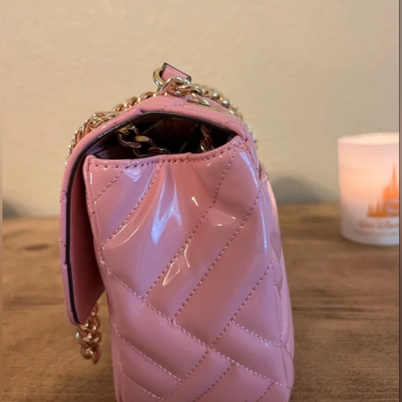 Michael Kors Peyton Shoulder Flap Bag – Carnation Vegan Leather - Picture 2 of 9